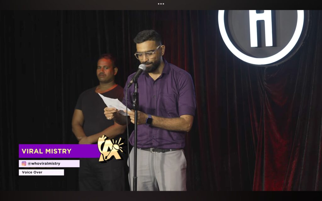  Indias Got Latent Episode 8 Viral Mistry, a voiceover artist, performing on India's Got Latent. He humorously narrates a chaotic journey through Mumbai’s local trains, showcasing his voiceover talents.